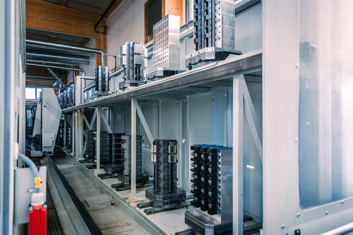 Fastems FMS and ok-vise workholding.